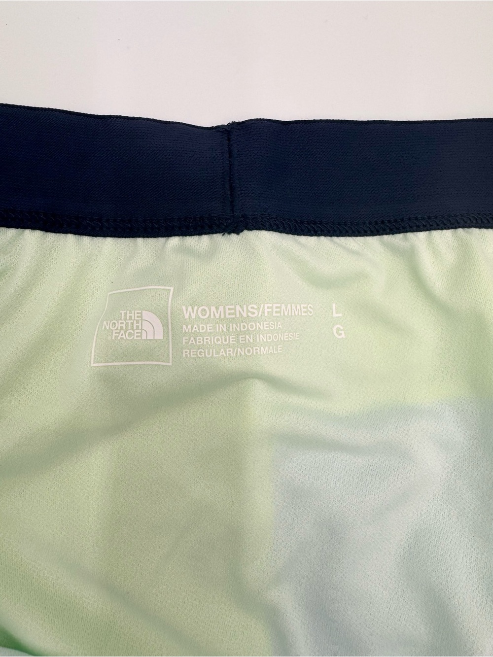 The North Face Wander Shorts Womens Large Colorblock Neon Running Athletic NWT - Picture 9 of 12